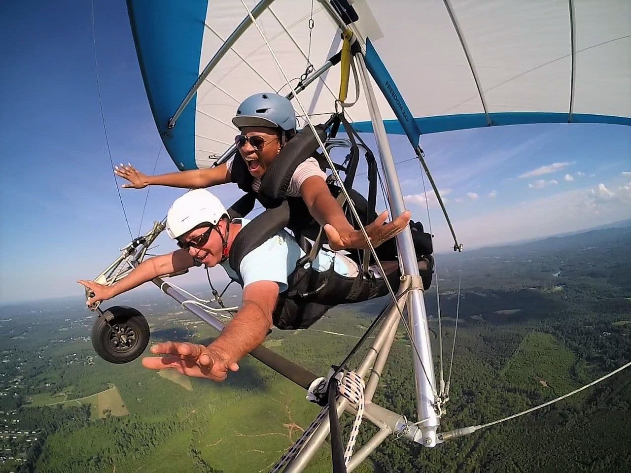 Discovering the Thrill of Hang Gliding in Massachusetts